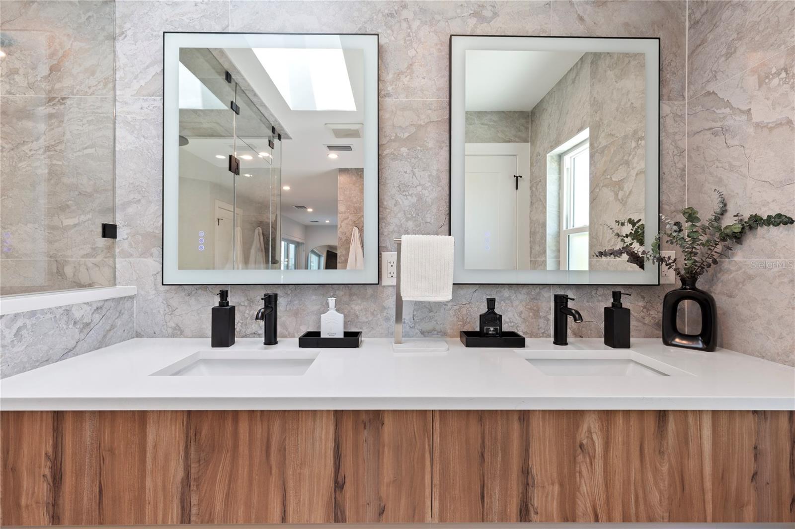 ISLAND ESTATE OF CLEARWATER UNITS 6D 7A 7C - Residential
