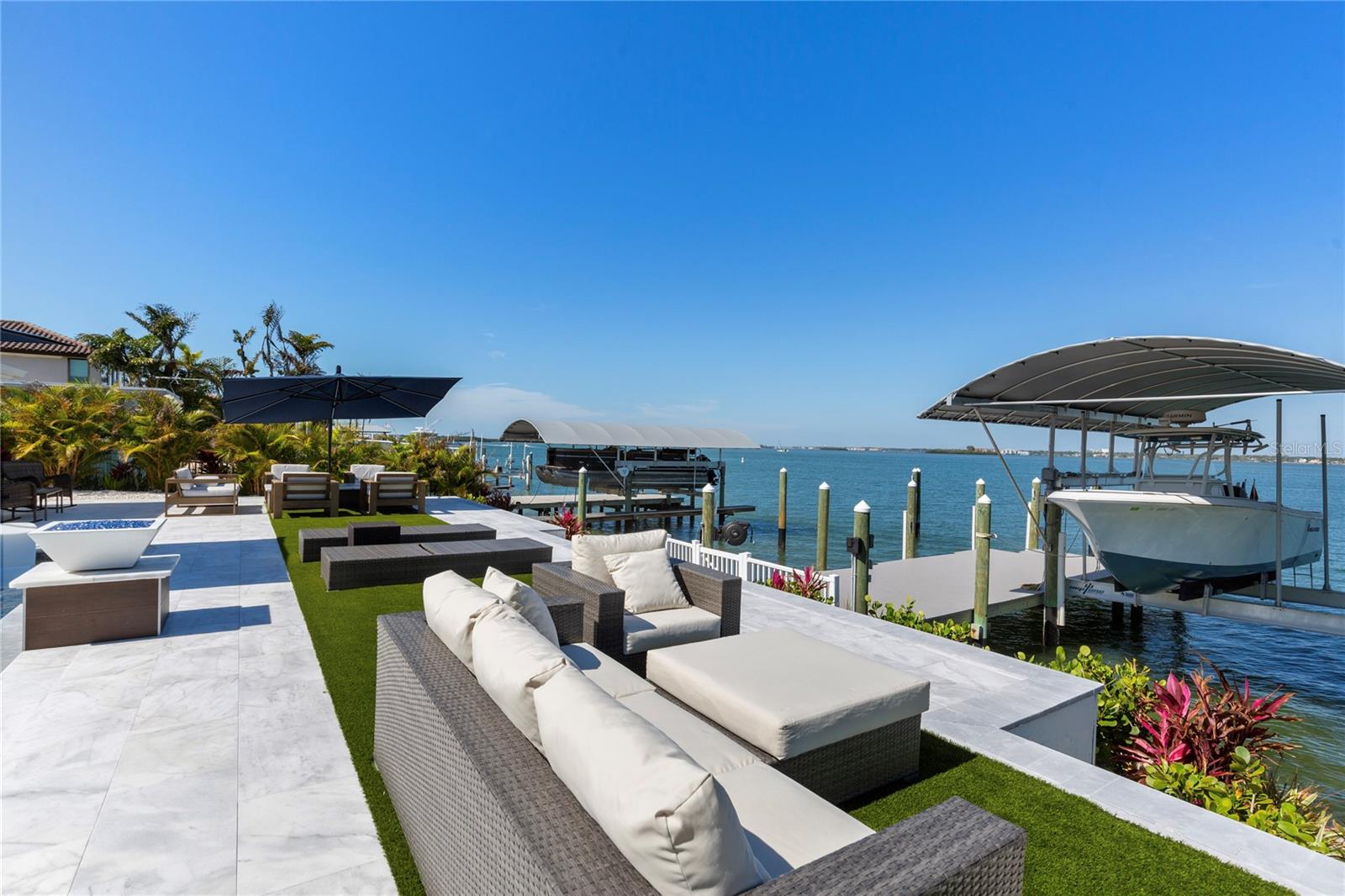 ISLAND ESTATE OF CLEARWATER UNITS 6D 7A 7C - Residential