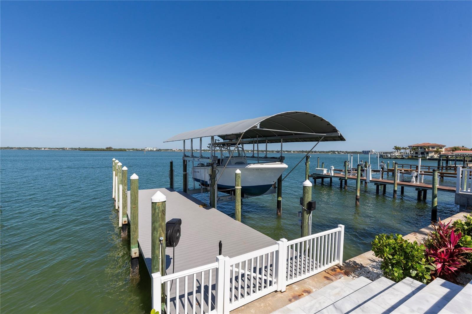 ISLAND ESTATE OF CLEARWATER UNITS 6D 7A 7C - Residential