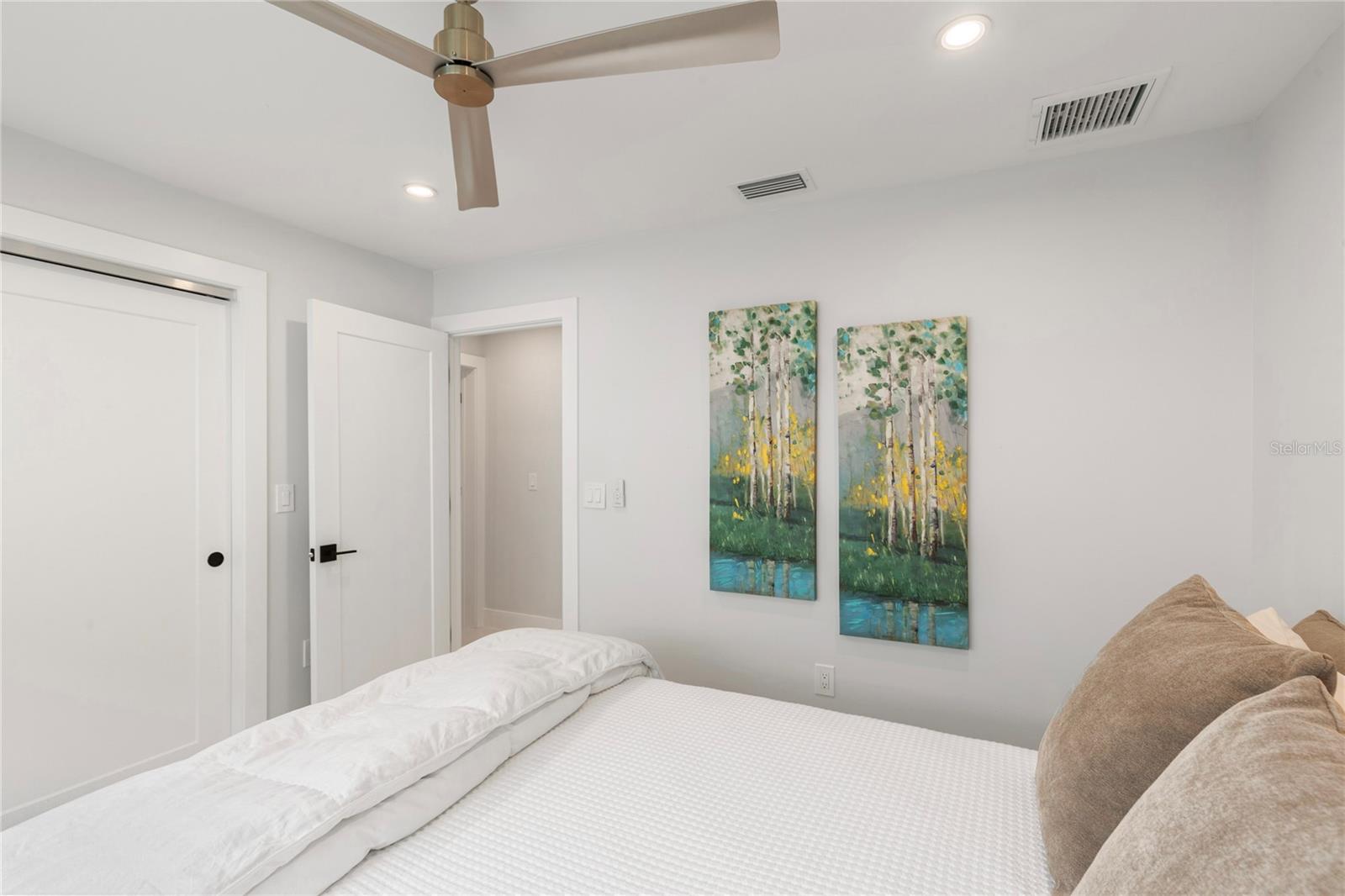 ISLAND ESTATE OF CLEARWATER UNITS 6D 7A 7C - Residential