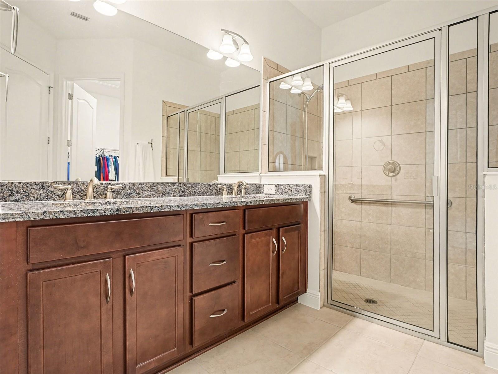 NORTHWEST LAKESIDE GROVES PH 2 - Residential