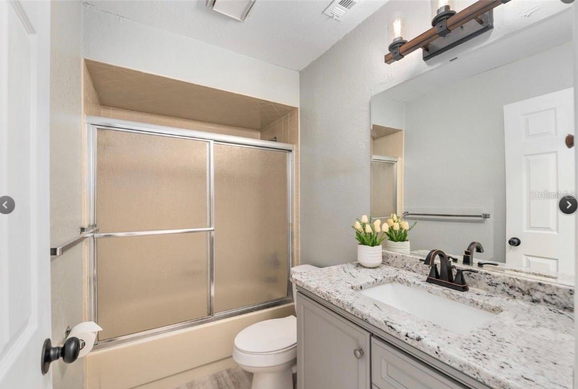 PADDOCK VILLAS - Residential