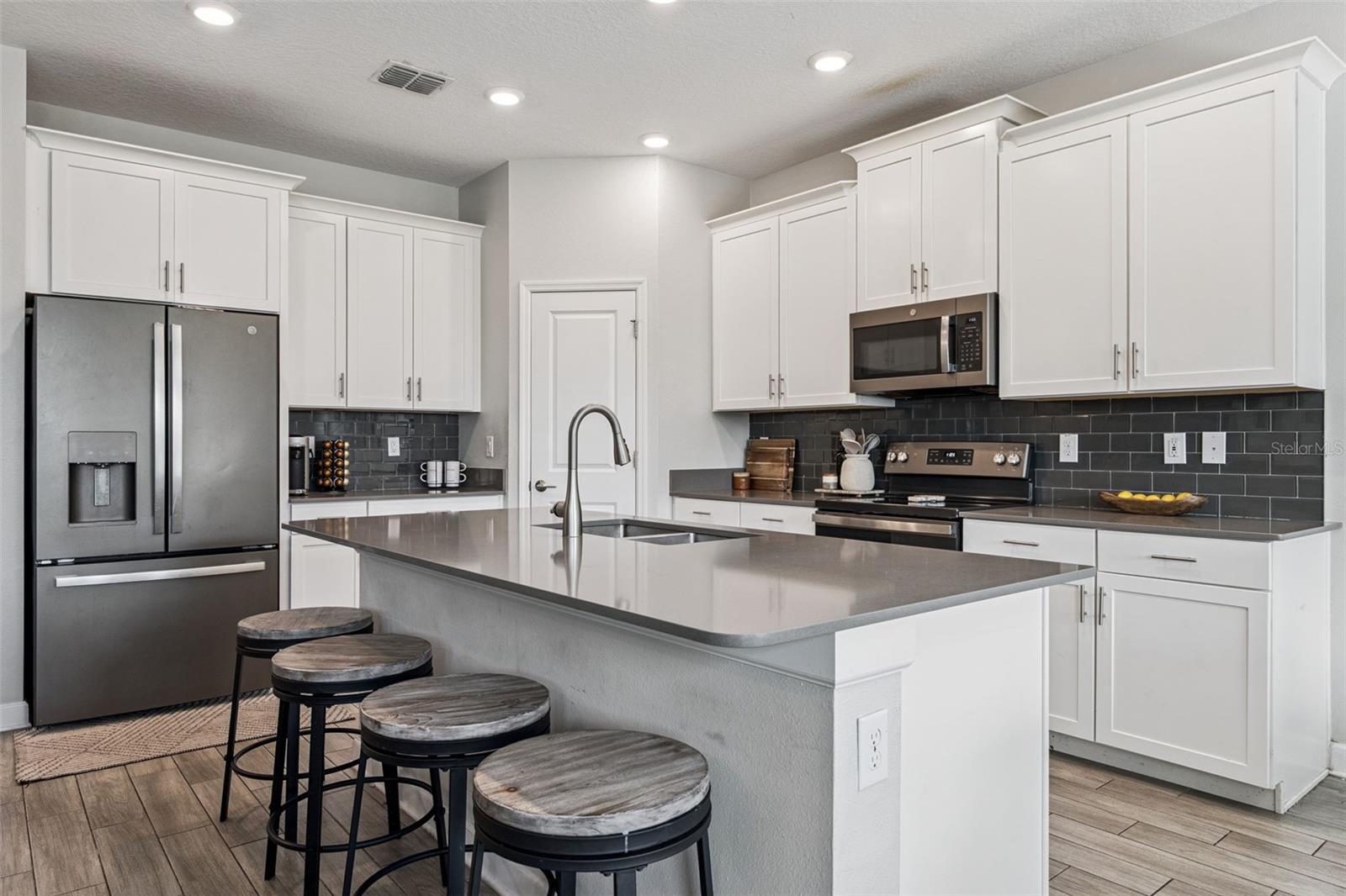 STOREY PARK PH 1 PRCL K - Residential