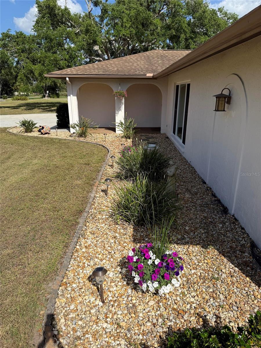 3652 OAK GROVE DRIVE