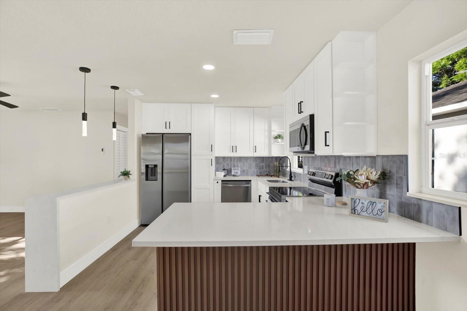 LINCOLN PARK SOUTH - Residential