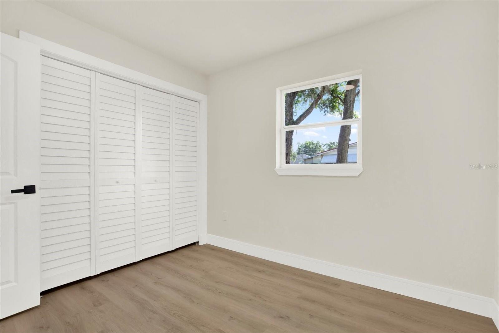 LINCOLN PARK SOUTH - Residential
