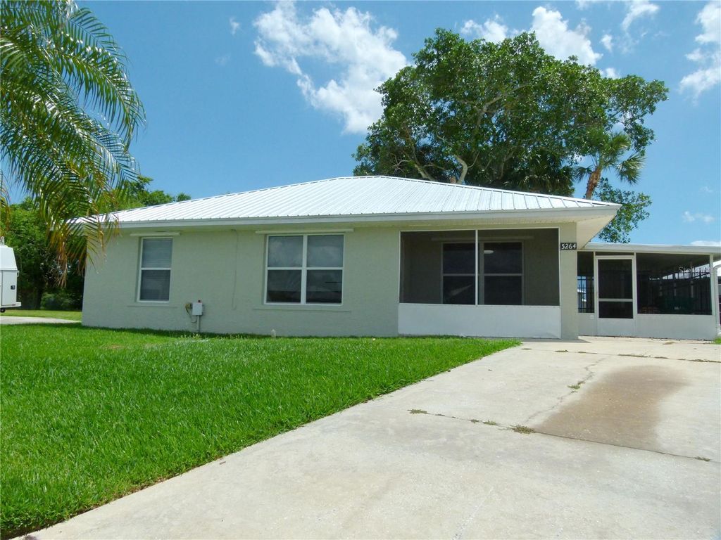 Photo of 5264 SE 42nd Trace, Okeechobee, FL 34974 (MLS # OK225207)