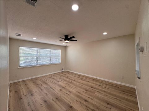 Tiny photo for 791 Lake Avenue #6, Clermont, FL 34711 (MLS # G5112119)