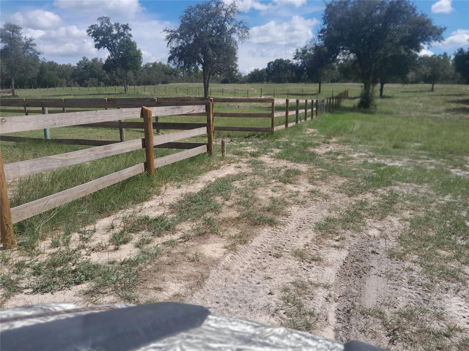 WOODLAND ACRES SUB - Residential