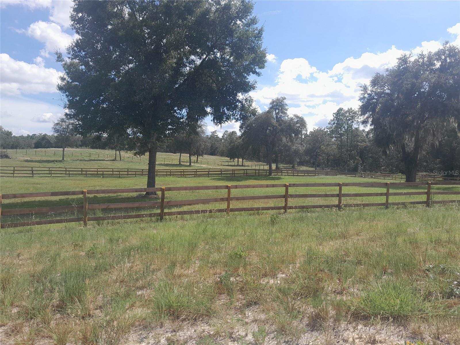 WOODLAND ACRES SUB - Residential