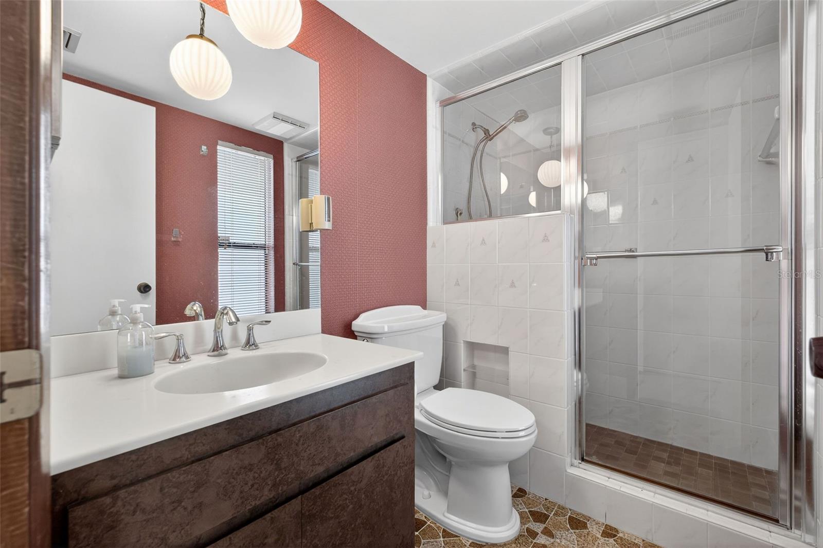 QUAIL HOLLOW - Residential