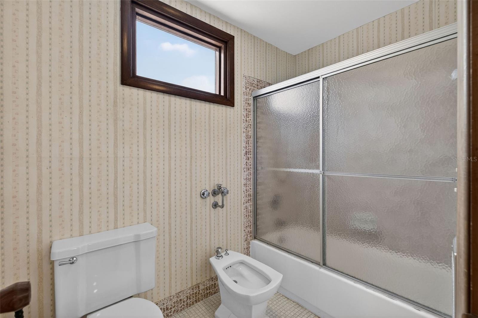 QUAIL HOLLOW - Residential