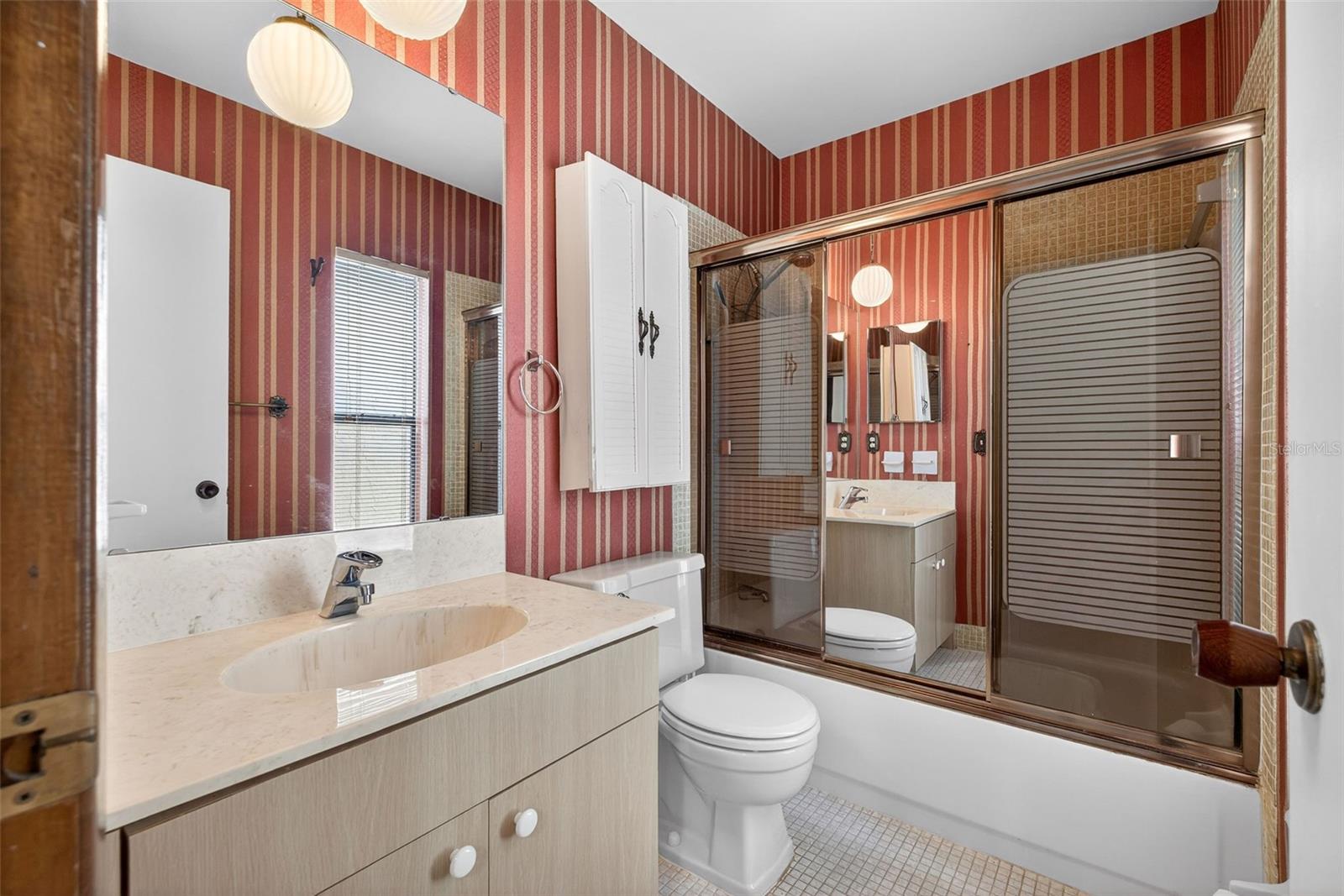 QUAIL HOLLOW - Residential