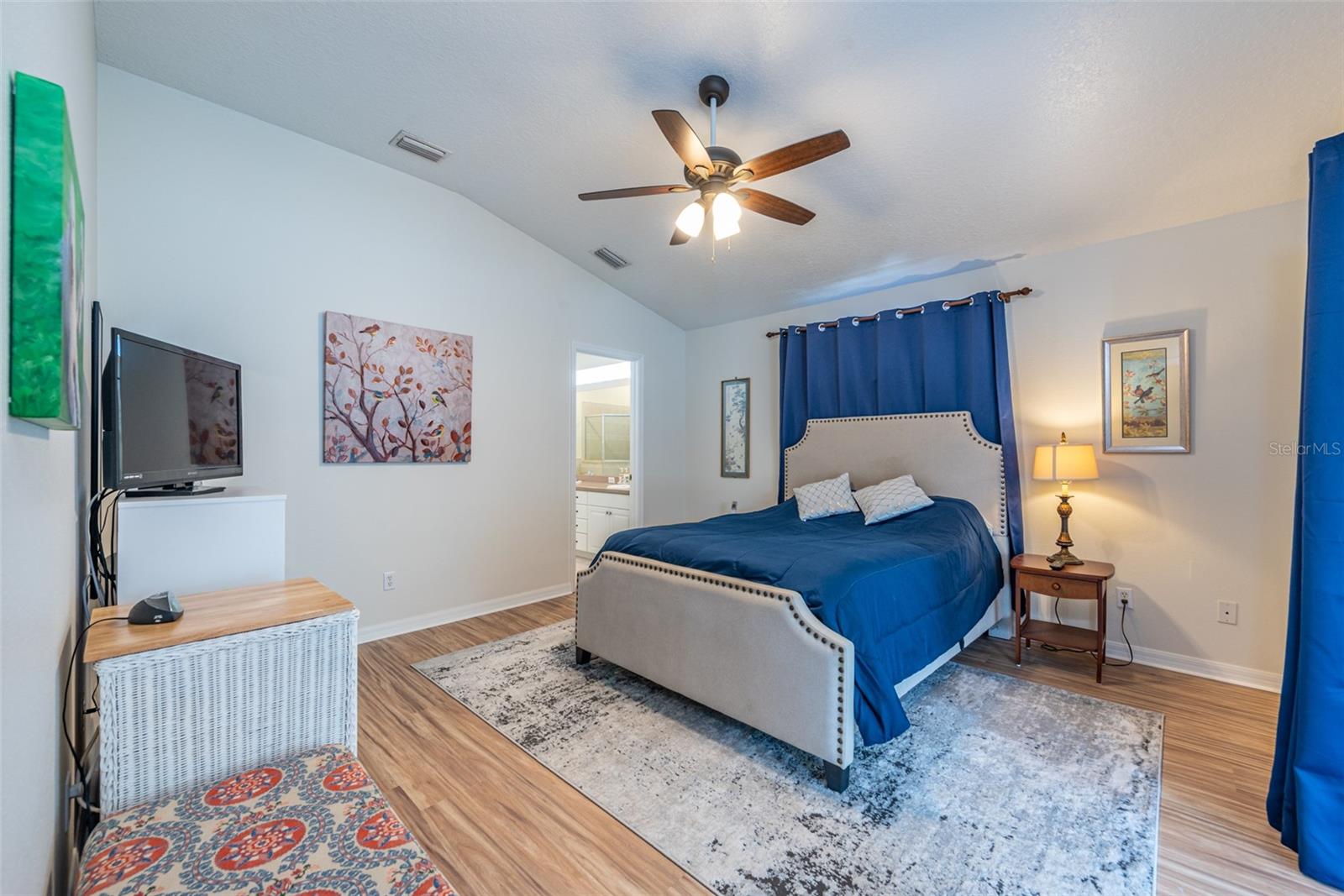 LAKE ST CHARLES UNIT 12 - Residential Lease