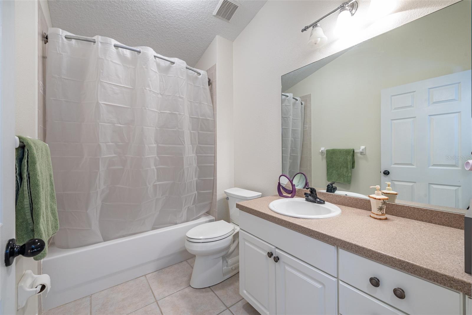 LAKE ST CHARLES UNIT 12 - Residential Lease