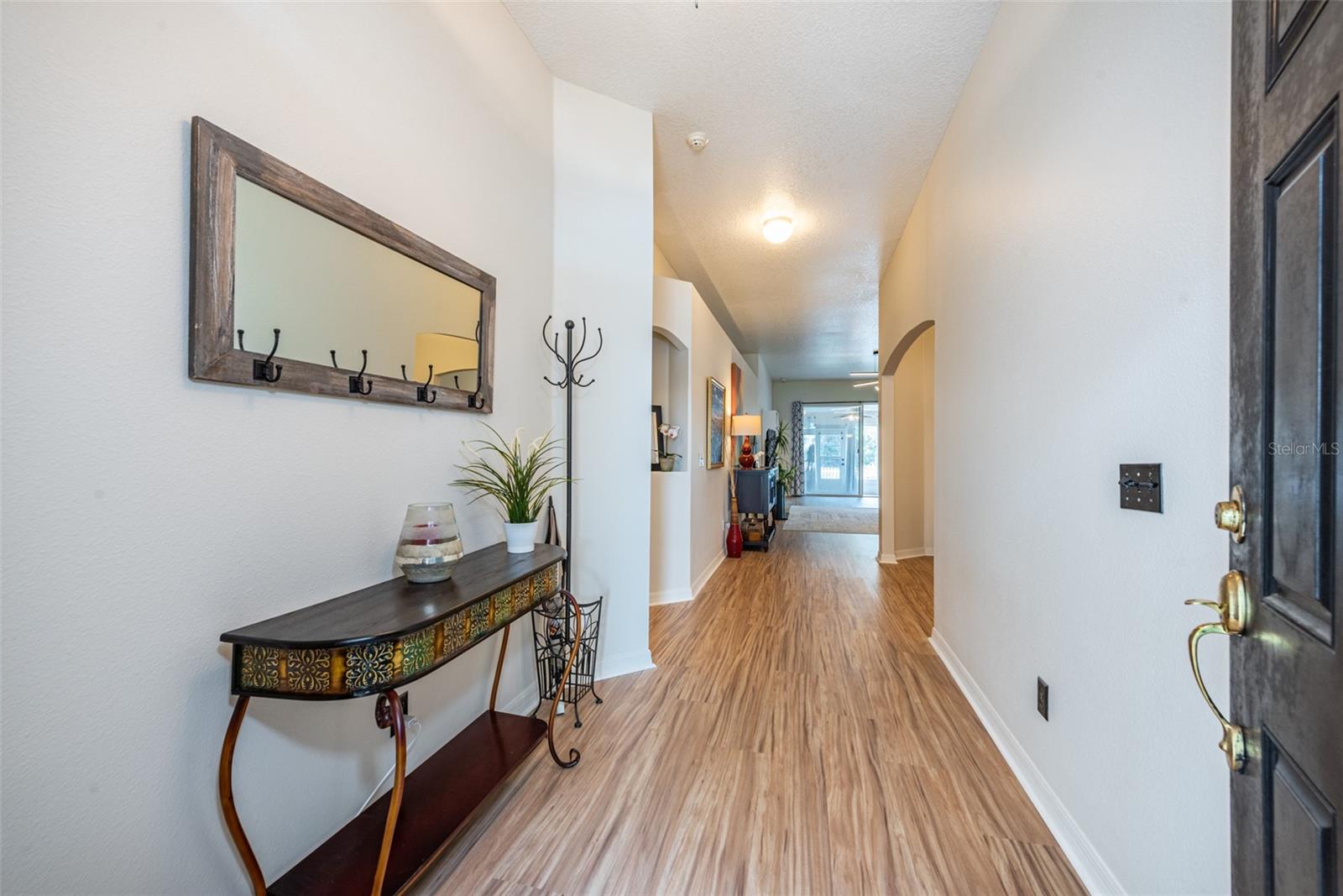 LAKE ST CHARLES UNIT 12 - Residential Lease