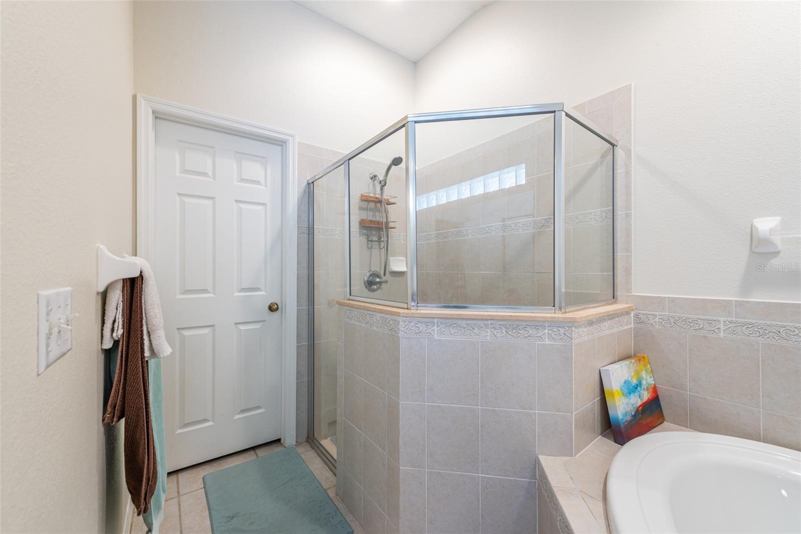 LAKE ST CHARLES UNIT 12 - Residential Lease