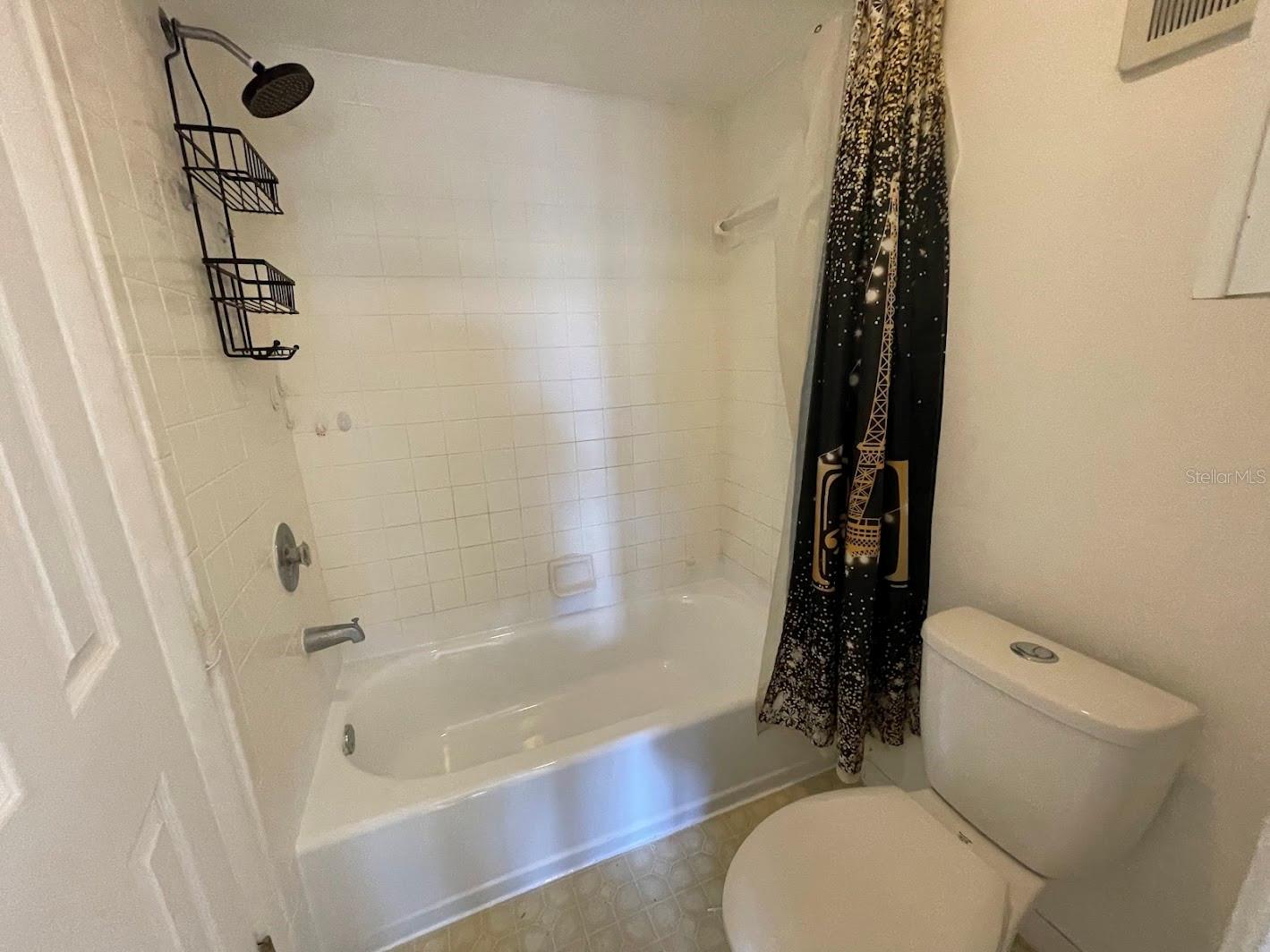 INVERNESS CONDO - Residential Lease