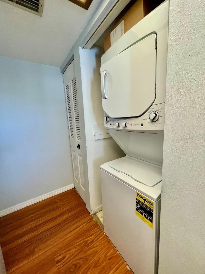 INVERNESS CONDO - Residential Lease