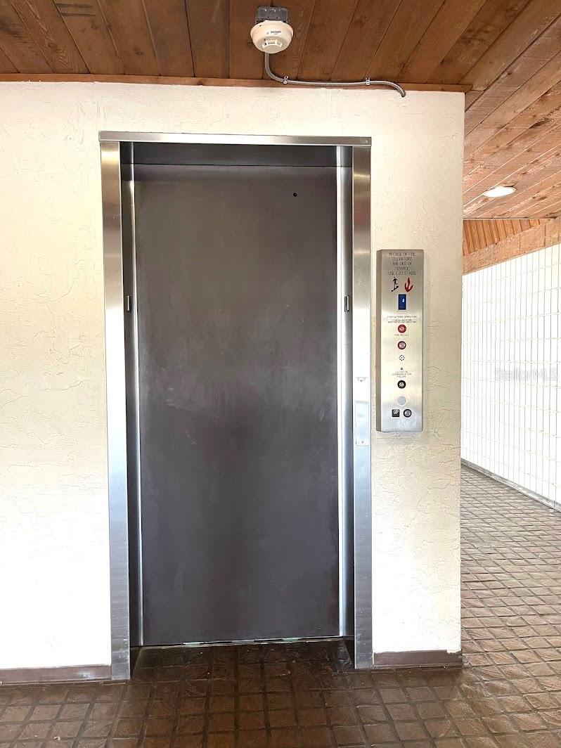 INVERNESS CONDO - Residential Lease