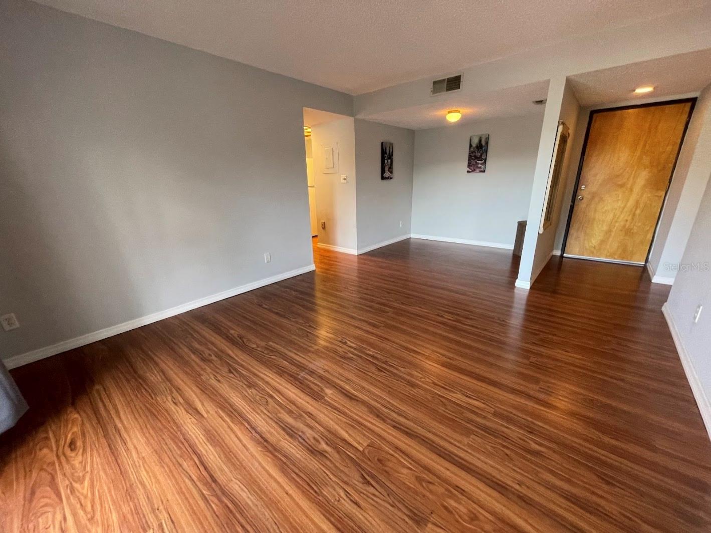 INVERNESS CONDO - Residential Lease