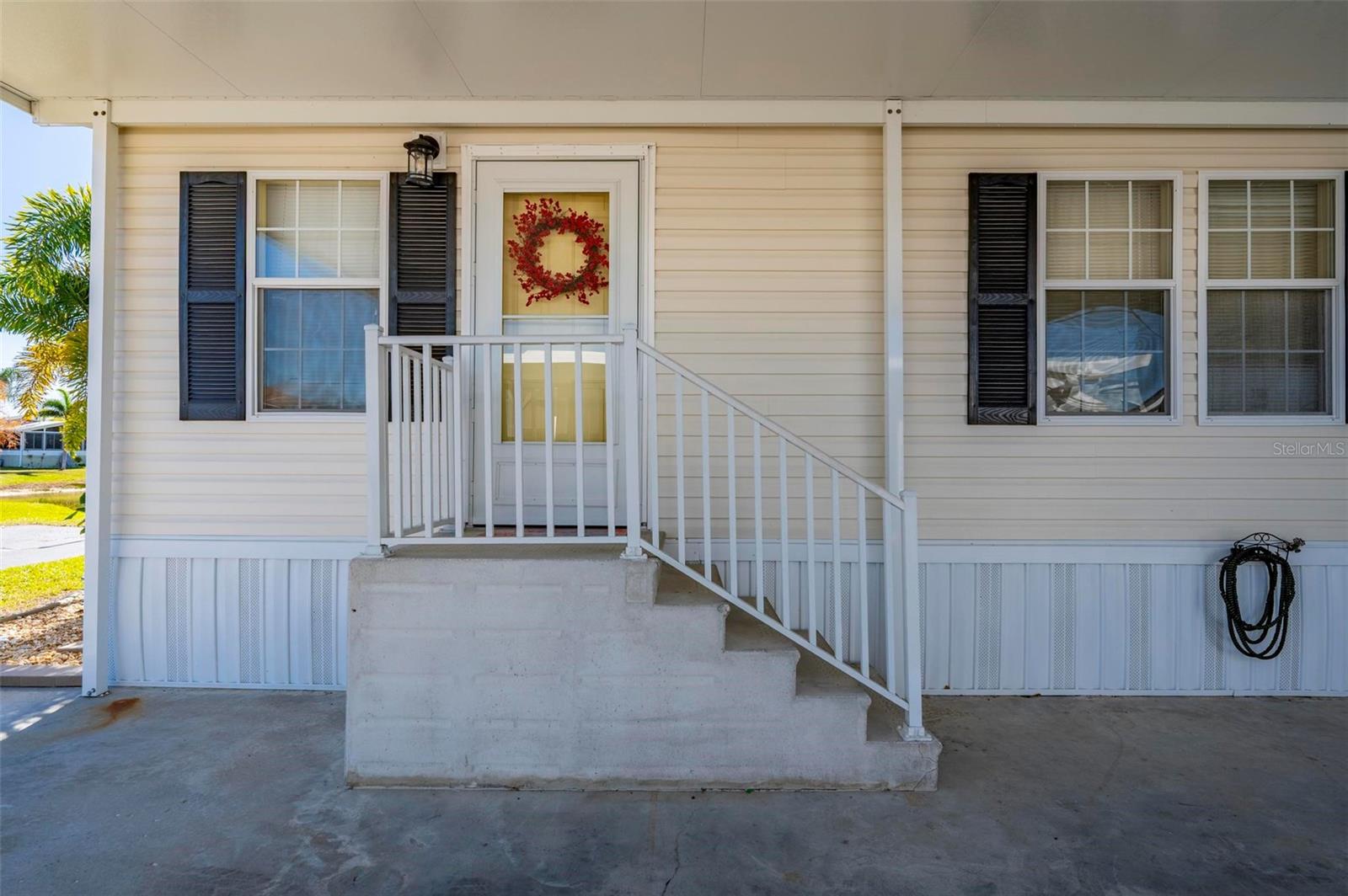 PORT CHARLOTTE VILLAGE UN 432 - Residential