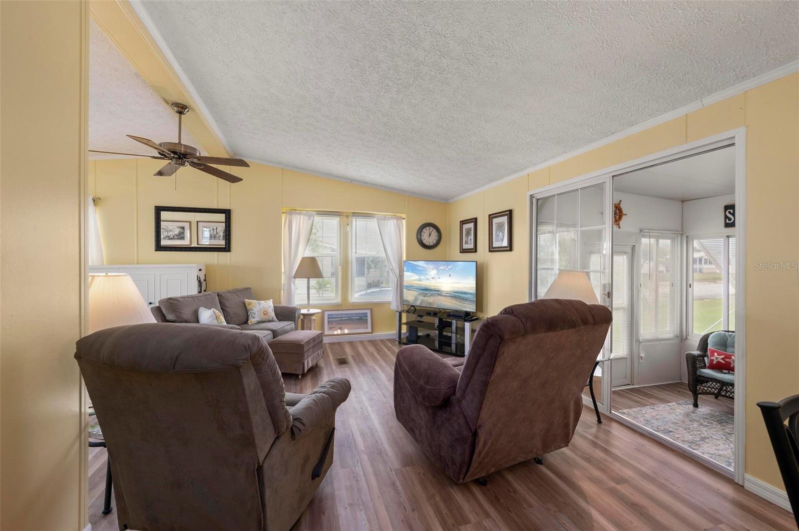 PORT CHARLOTTE VILLAGE UN 432 - Residential