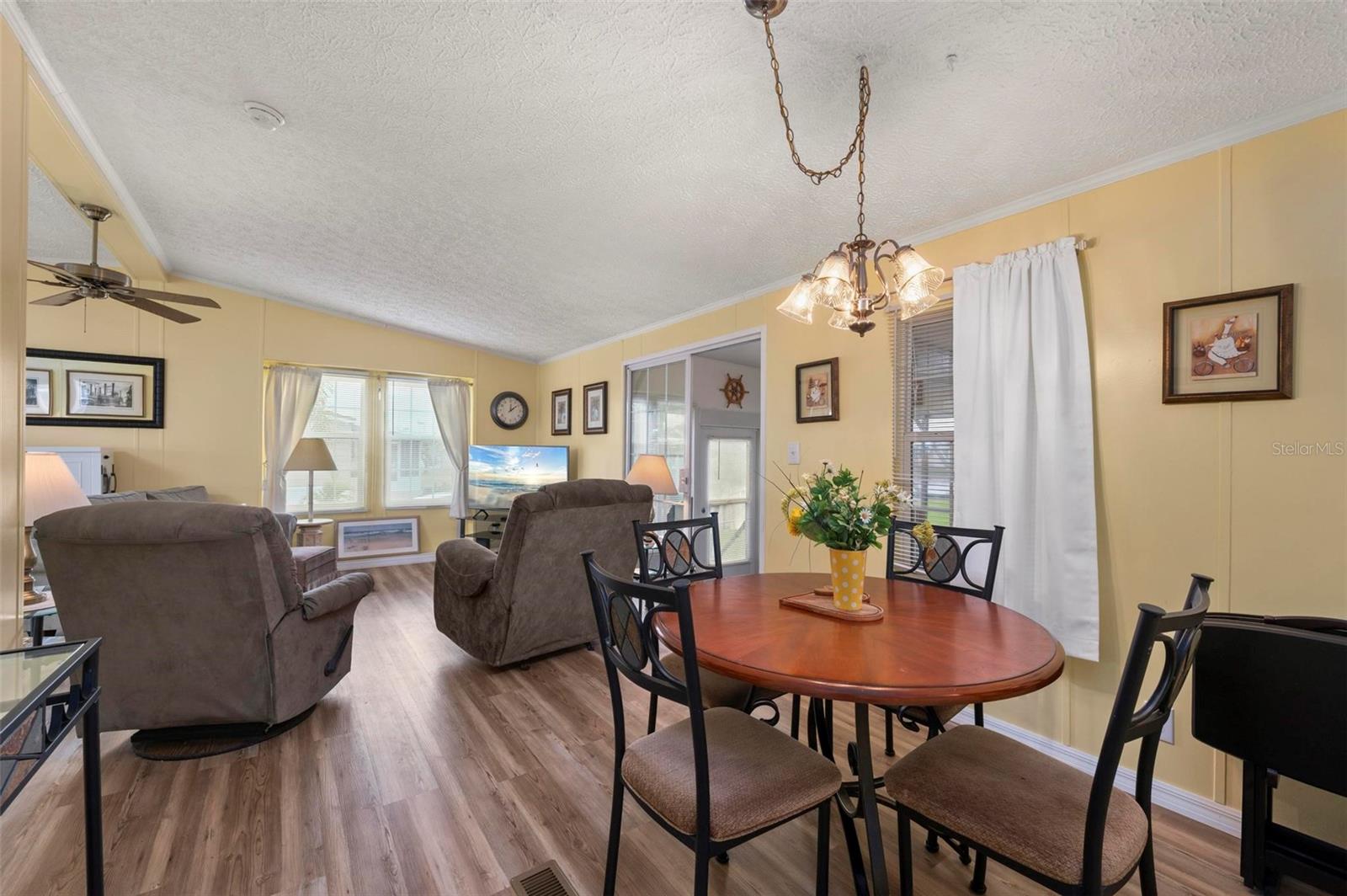 PORT CHARLOTTE VILLAGE UN 432 - Residential