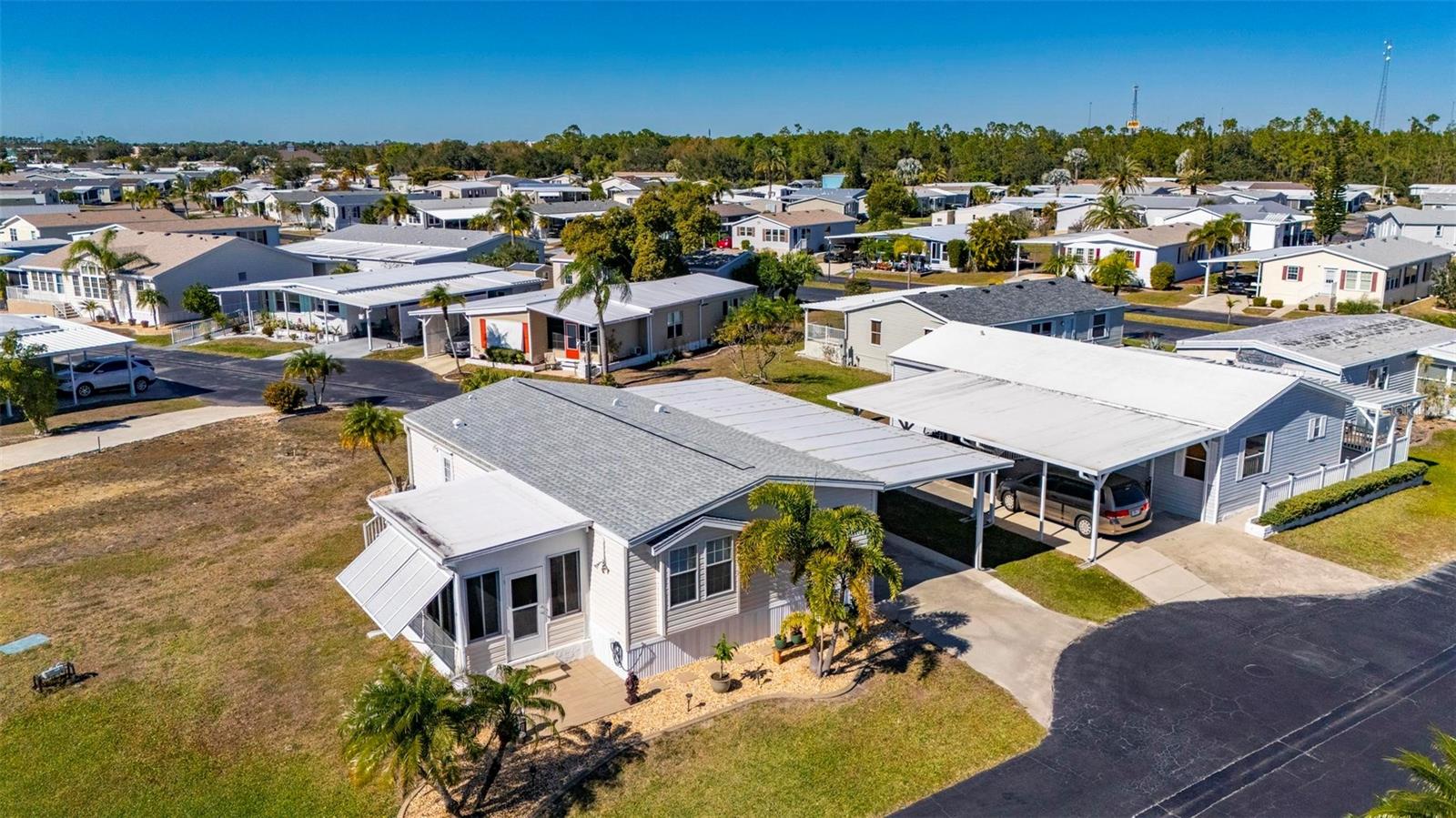 PORT CHARLOTTE VILLAGE UN 432 - Residential