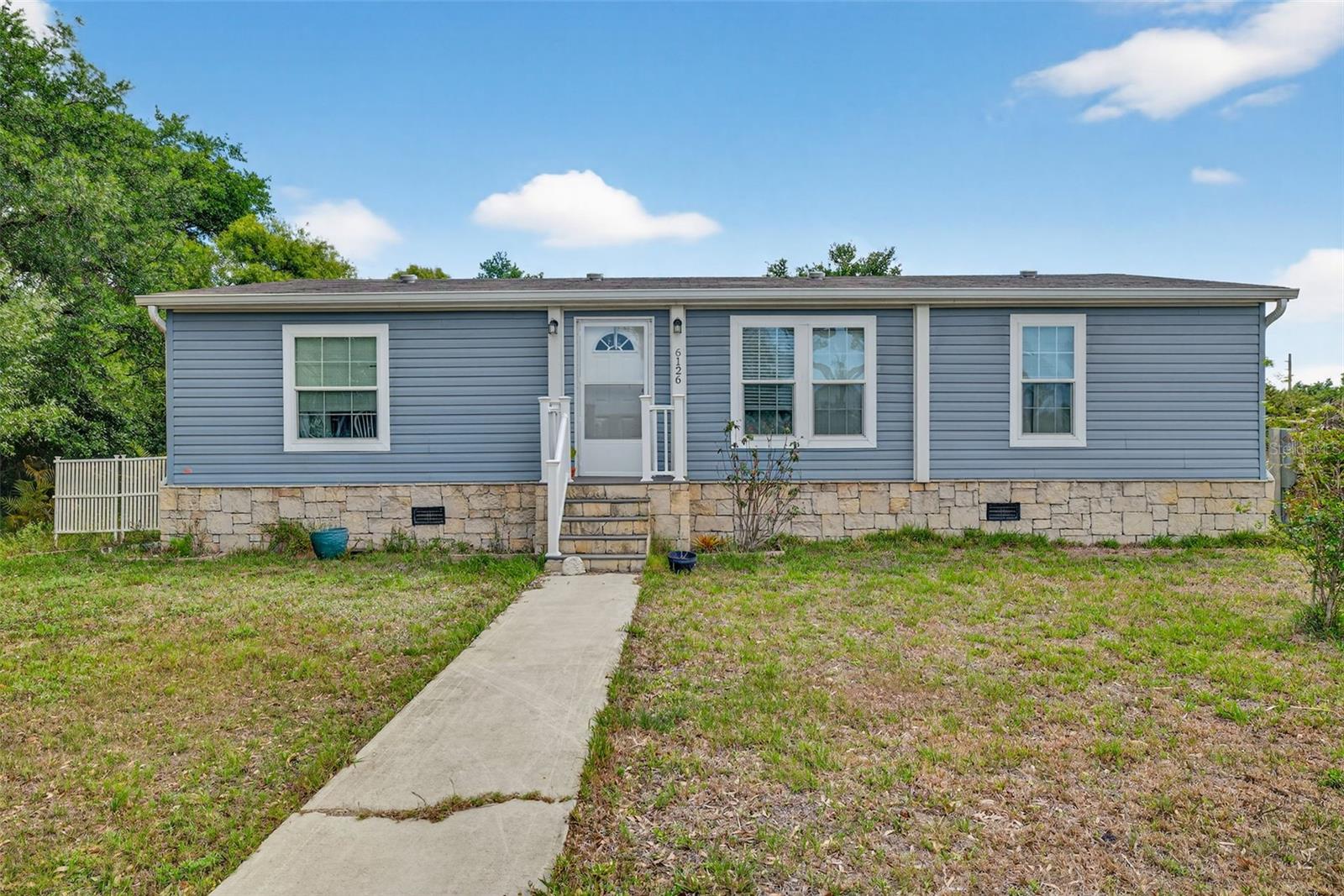 LEMON BAY ISLES PH 03 - Residential