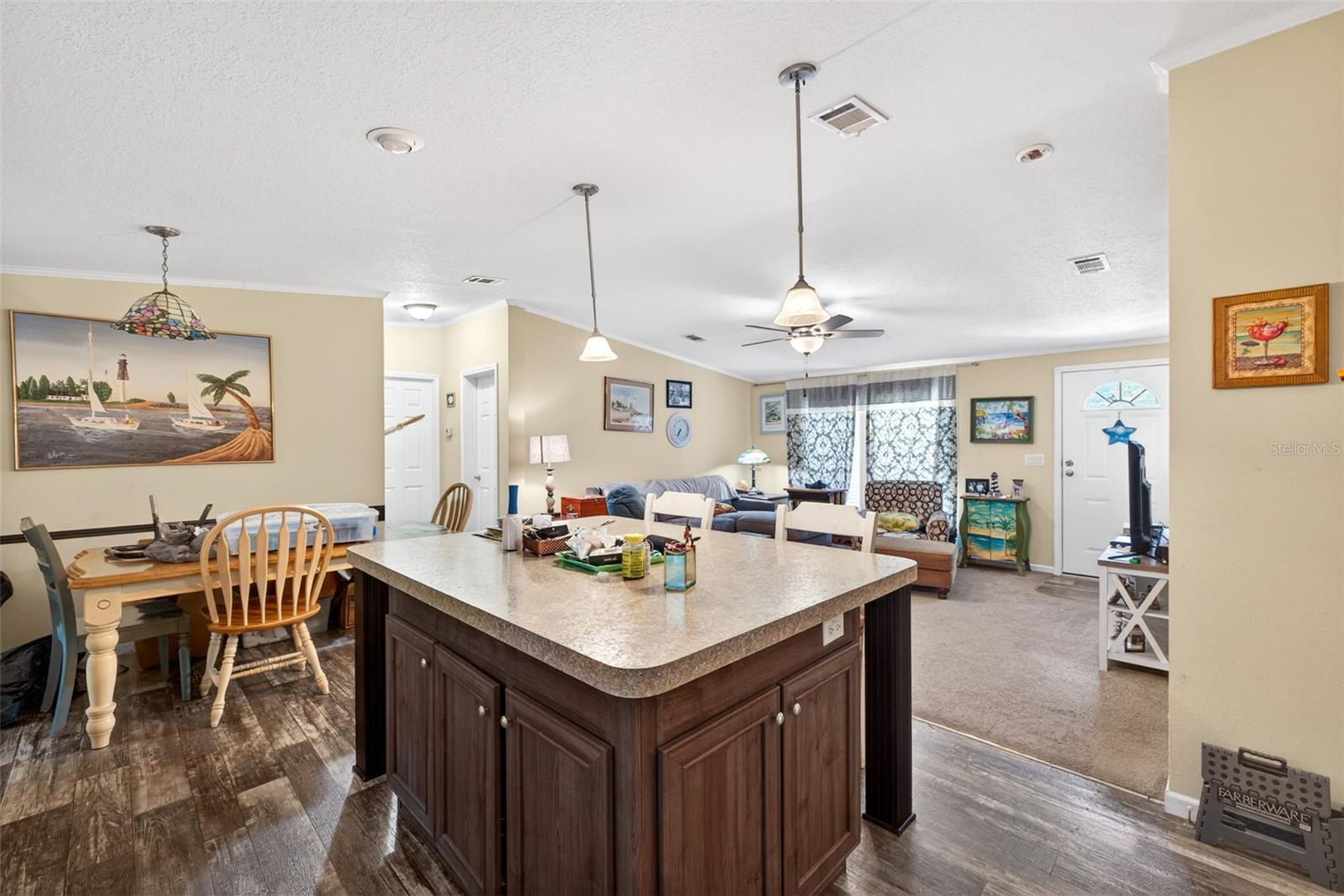 LEMON BAY ISLES PH 03 - Residential