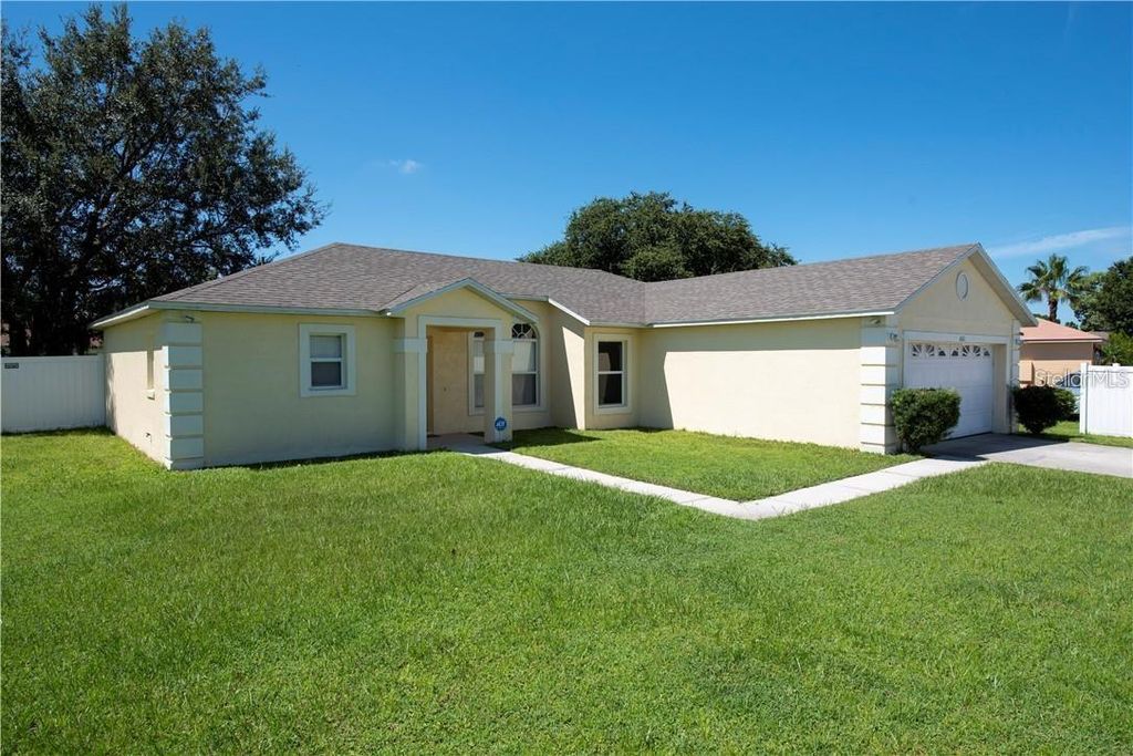 Photo of 662 Sterling Drive, Kissimmee, FL 34758 (MLS # S5142933)