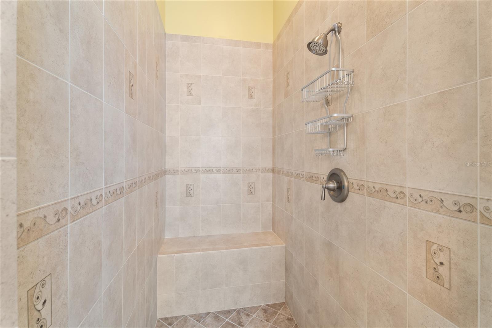 ISLAND CLUB OF VERO BEACH PH II - Residential