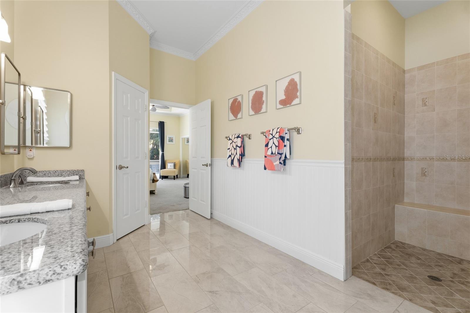 ISLAND CLUB OF VERO BEACH PH II - Residential