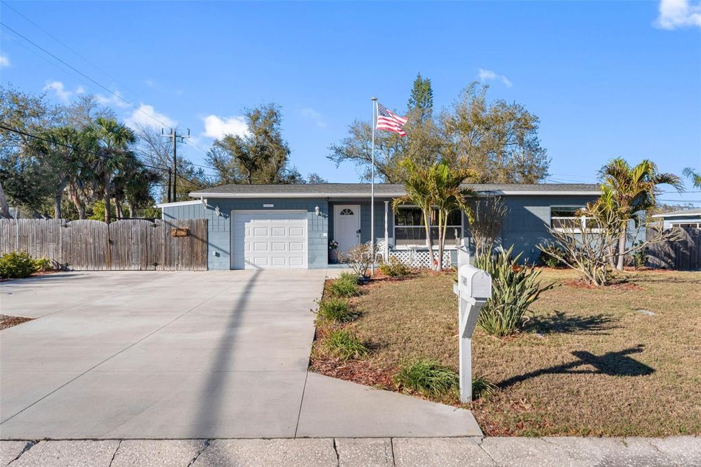 Photo of 11491 118th Place, Largo, FL 33778 (MLS # TB8484059)
