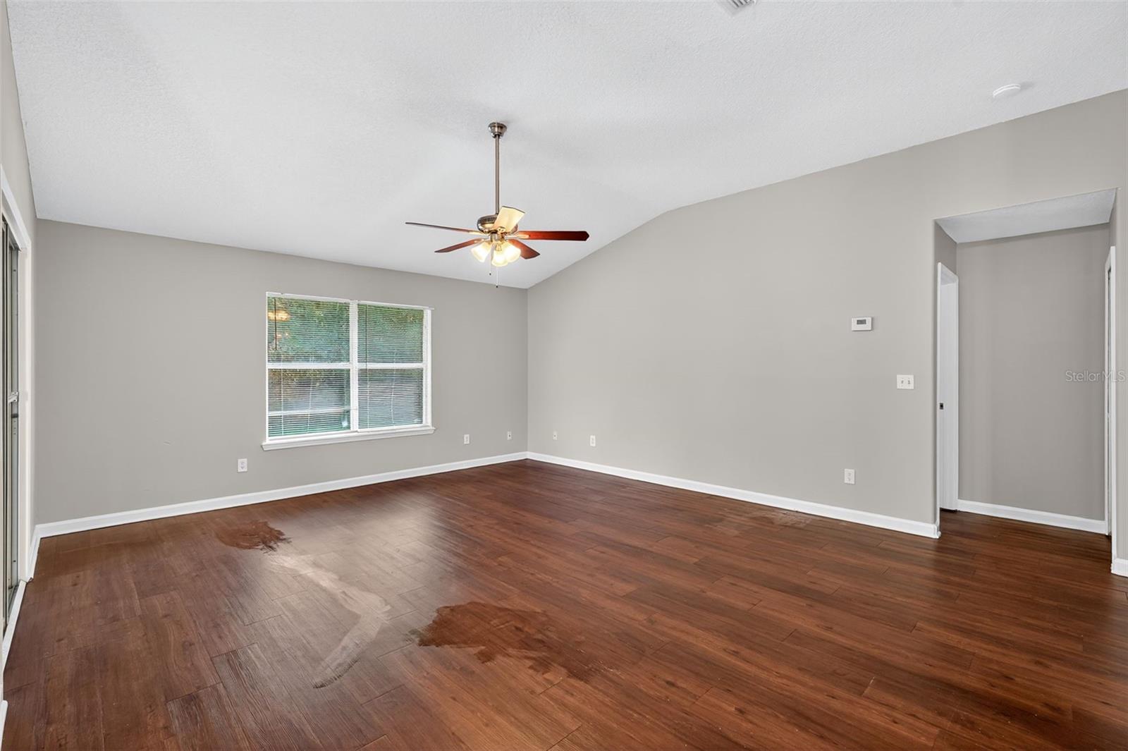 FOXCHASE 04 - Residential