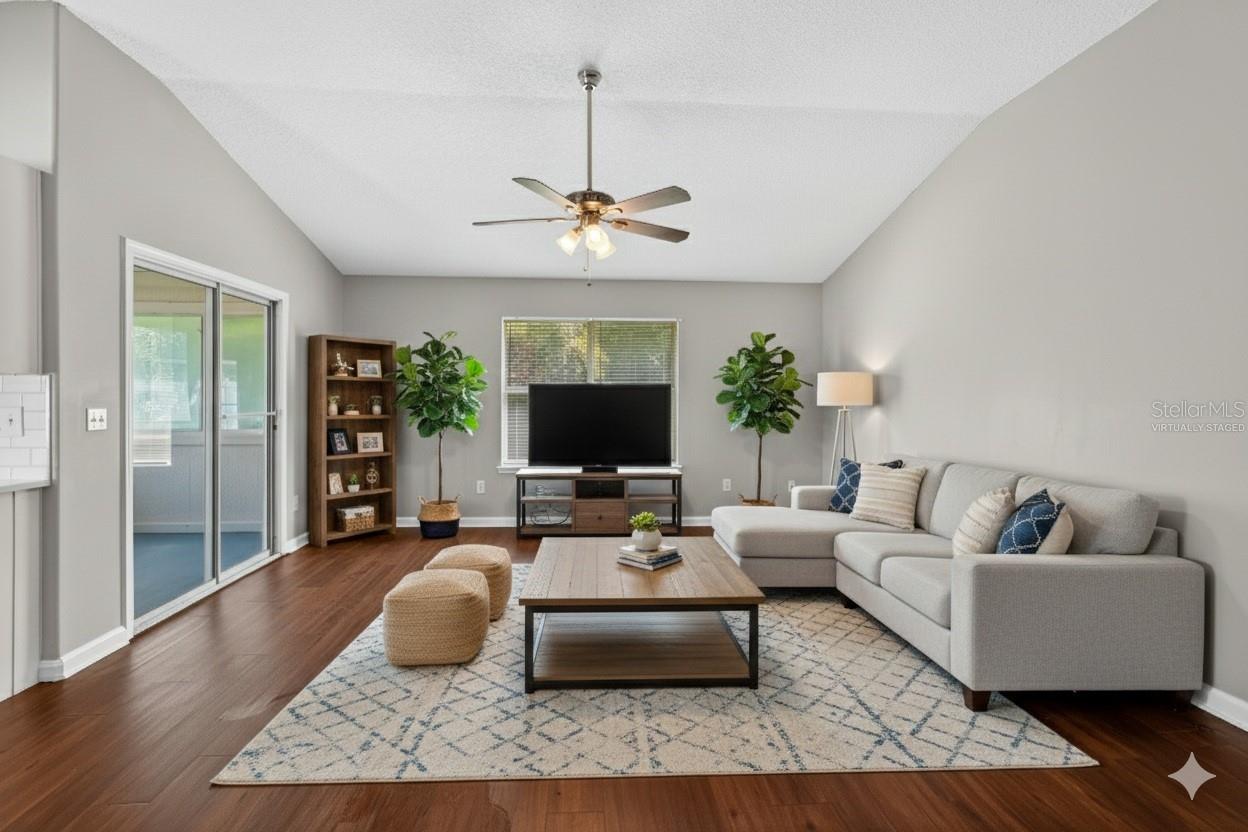 FOXCHASE 04 - Residential