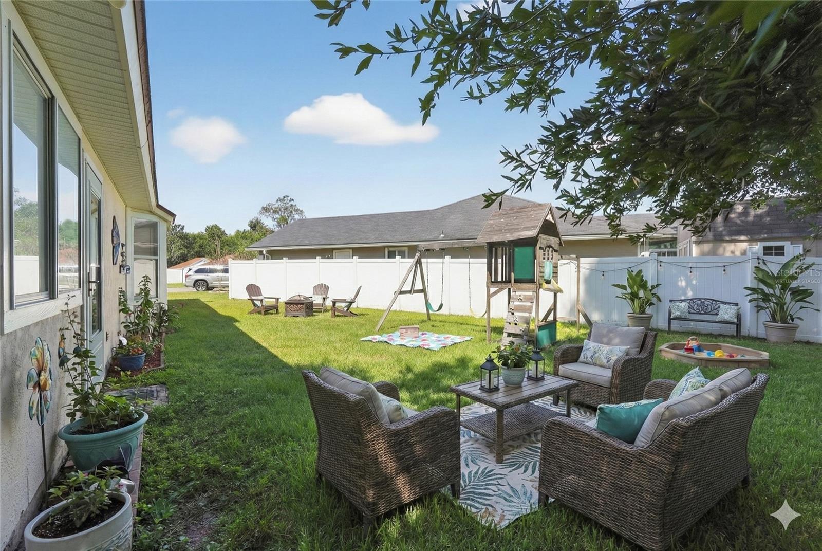 FOXCHASE 04 - Residential