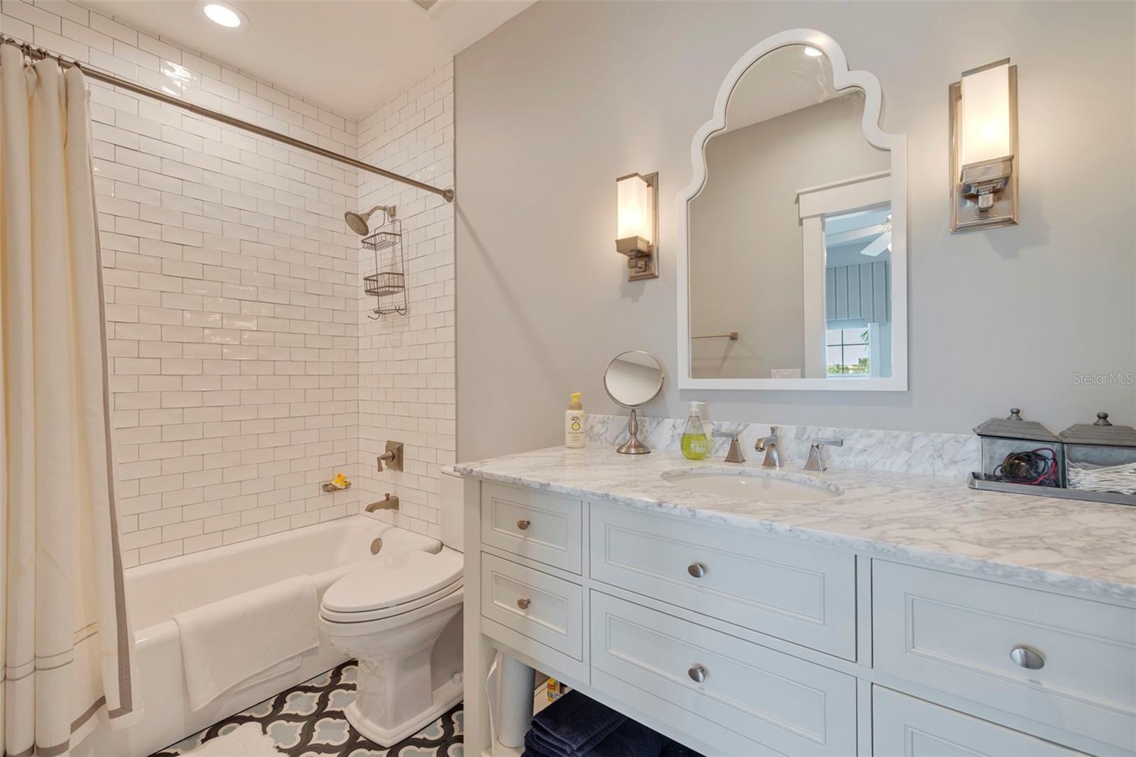 HARBOR BLUFFS SEC 4 - Residential