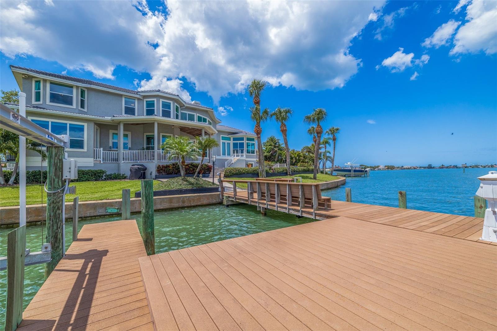 HARBOR BLUFFS SEC 4 - Residential