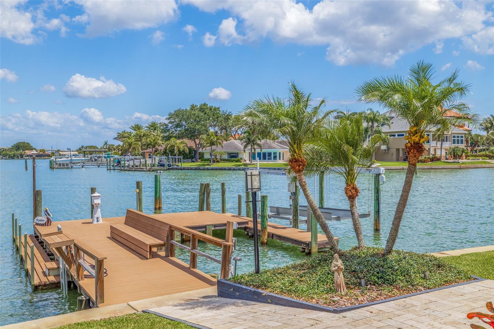 HARBOR BLUFFS SEC 4 - Residential