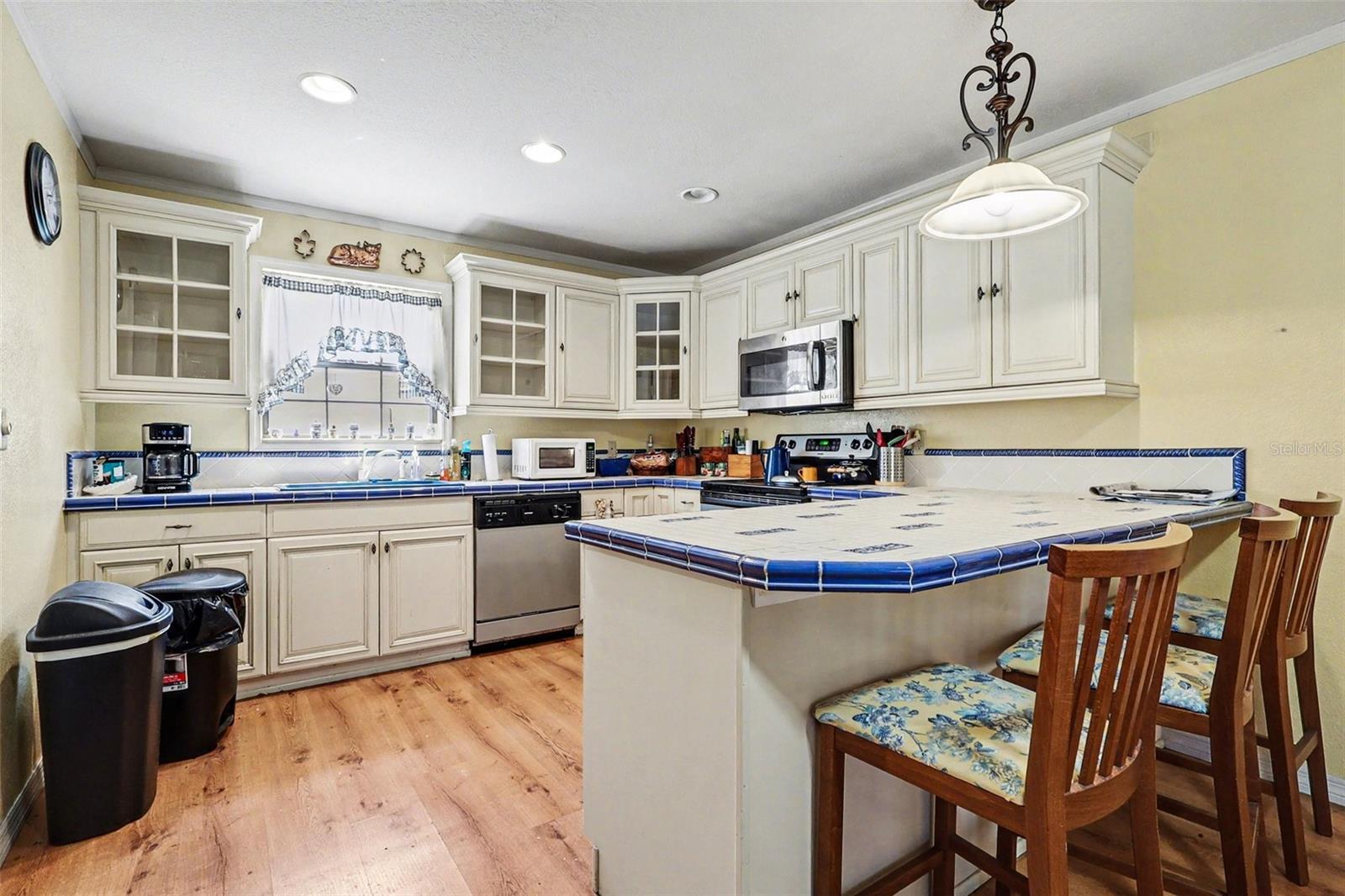 MIAMI GREEN VLY - Residential