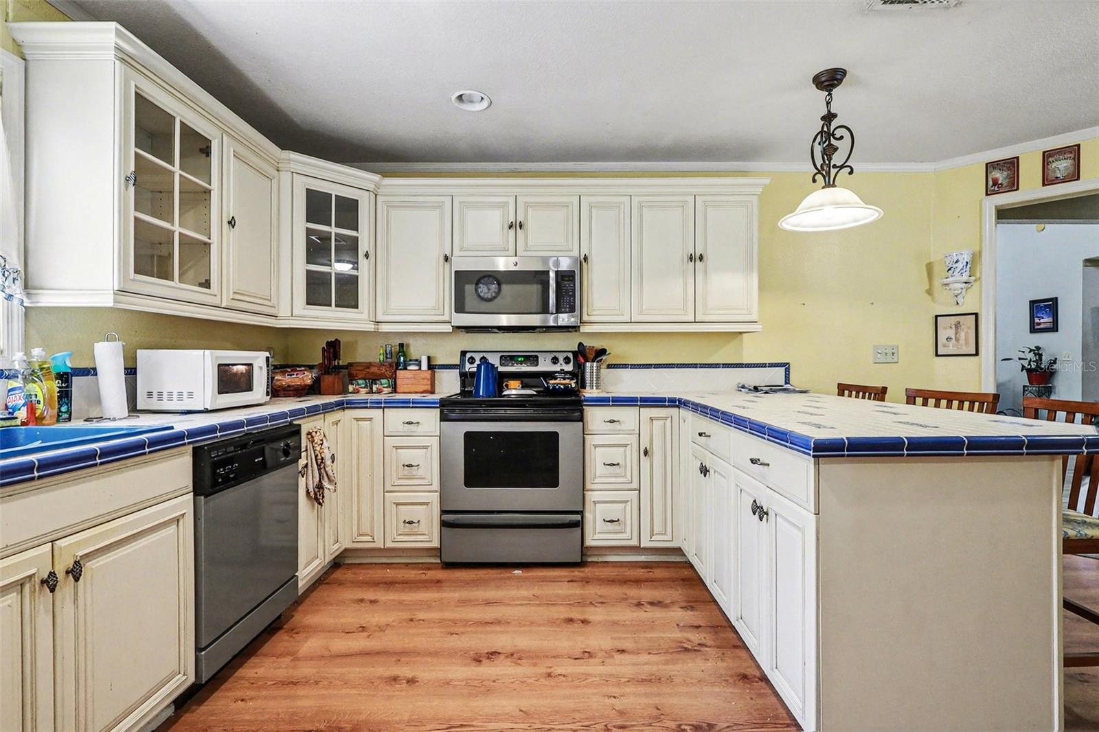 MIAMI GREEN VLY - Residential