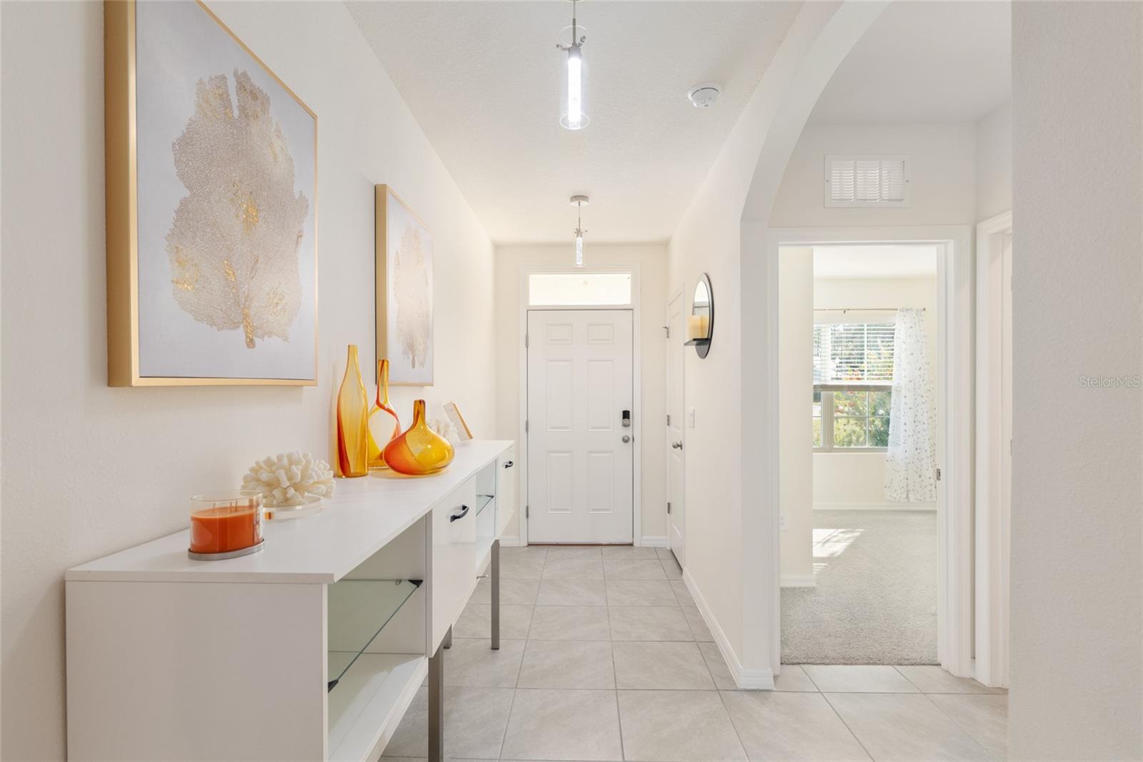 LAKE DIAMOND NORTH - Residential Lease