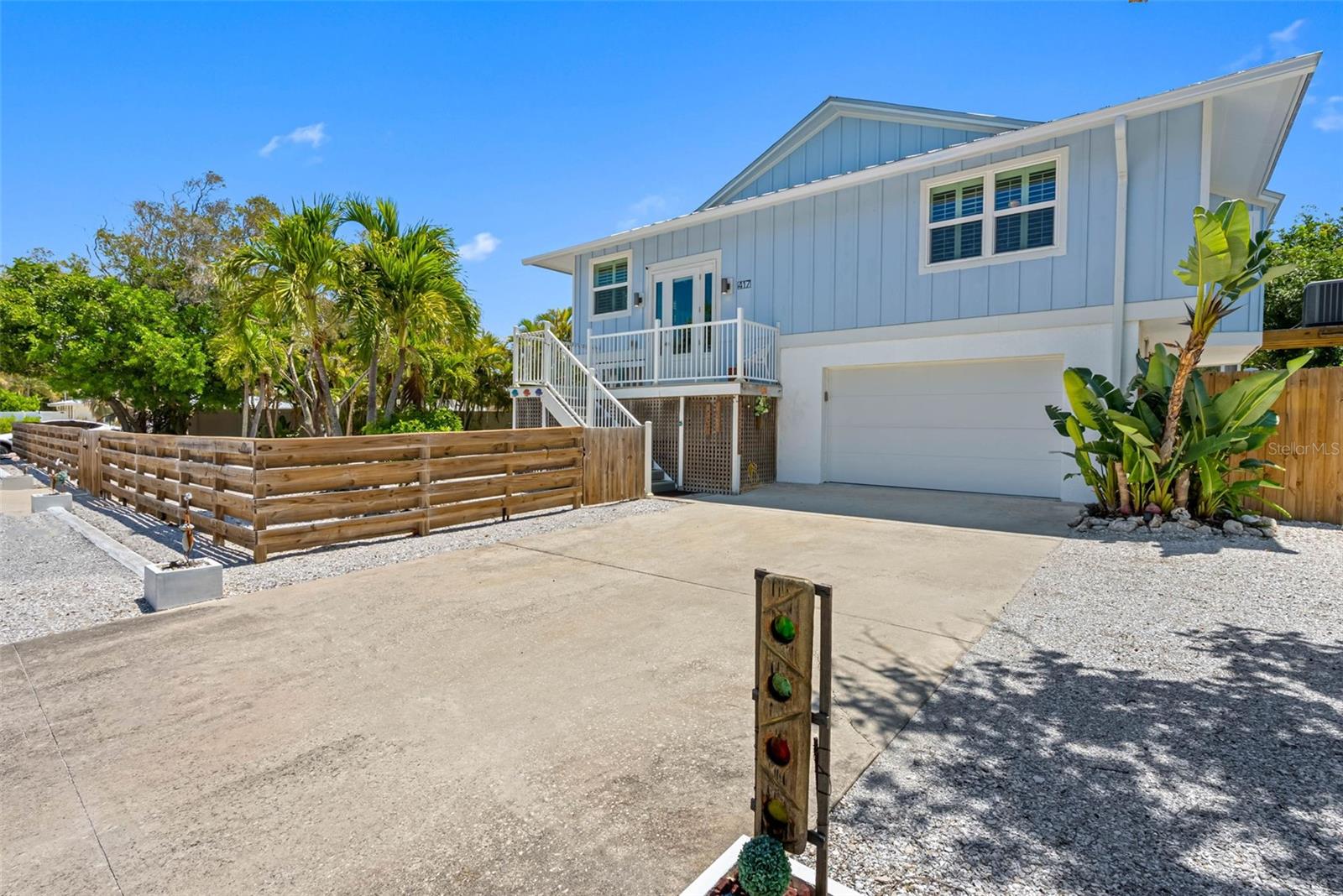 LUANA ISLES - Residential