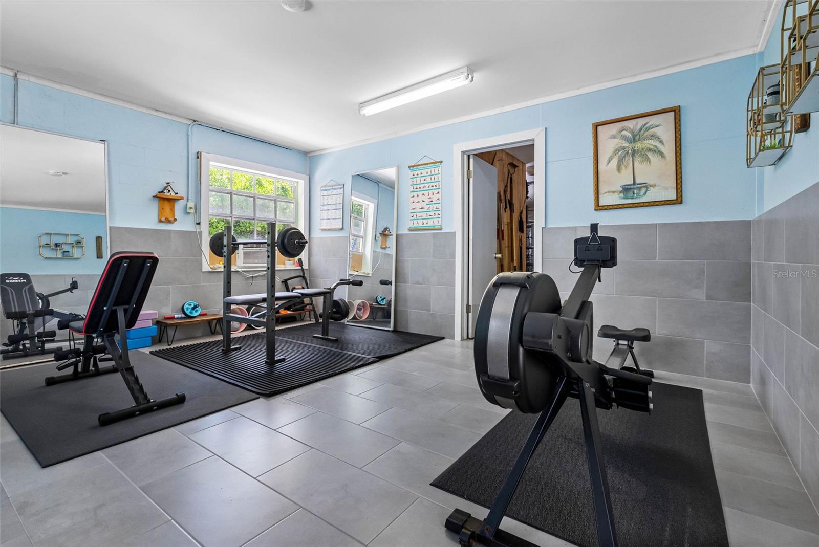 LUANA ISLES - Residential