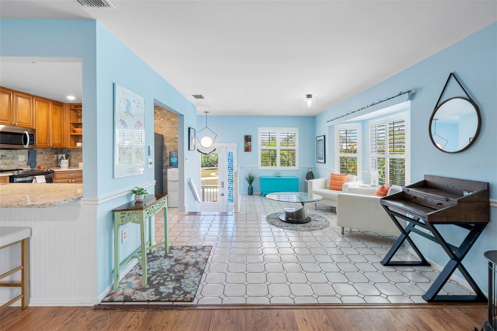 LUANA ISLES - Residential