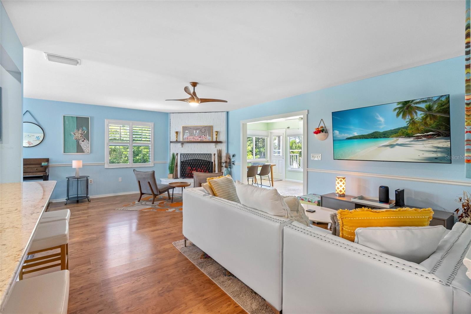 LUANA ISLES - Residential