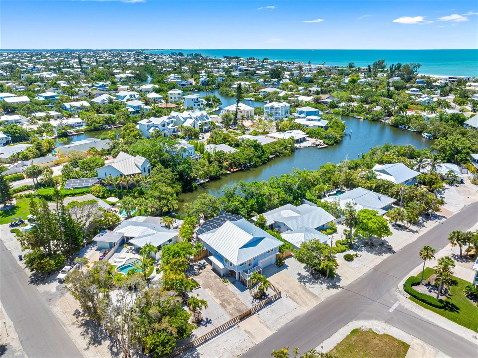 LUANA ISLES - Residential