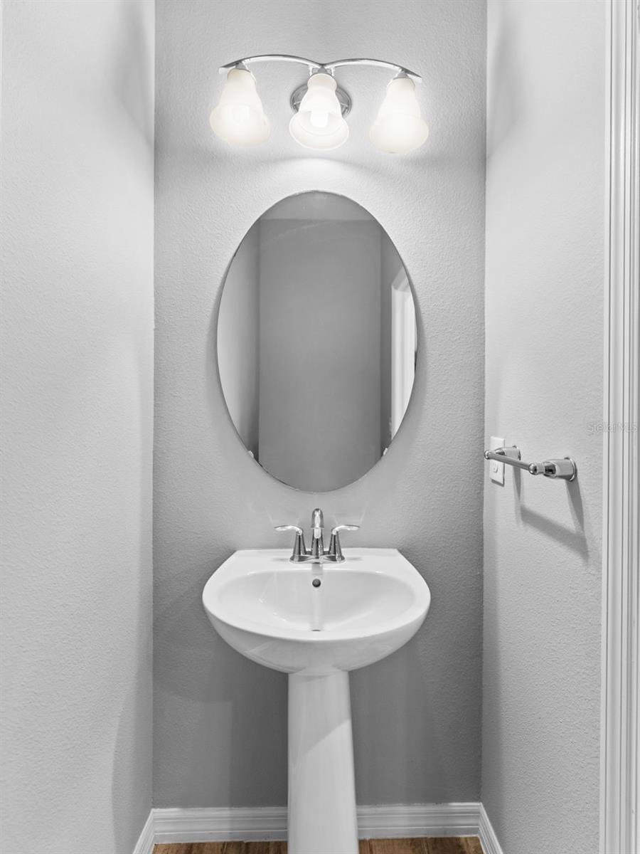 JACKSON SQUARE TWNHMS - Residential